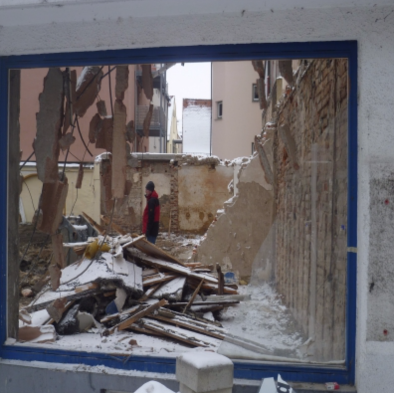 北京川蜀拆除施工多年来从事拆除行业,已经为很多客户解决拆除问题,是一家值得信赖的拆除公司