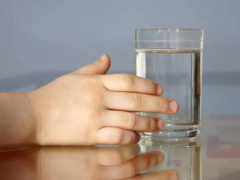 净水器引发铅中毒？别忽视生活中的真铅源