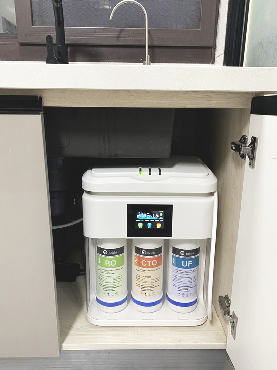 【深入了解净水器】——解读净水器的工作原理和使用方法