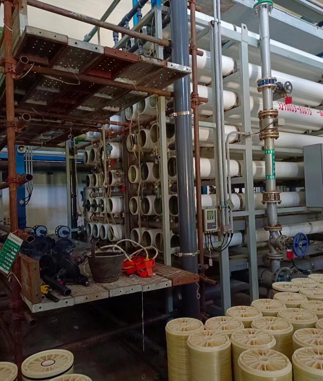 反渗透水处理设备出水量减少了，该如何解决？