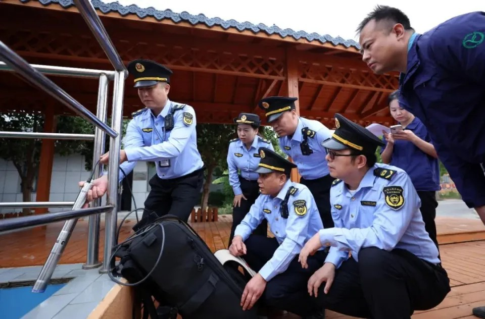 12万吨污水经历24小时“洗涤”变清水