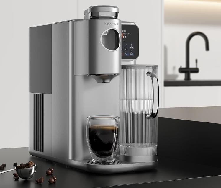 厨下式卷不动了，家电厂商盯上桌面净水器：现场制水真能喝？