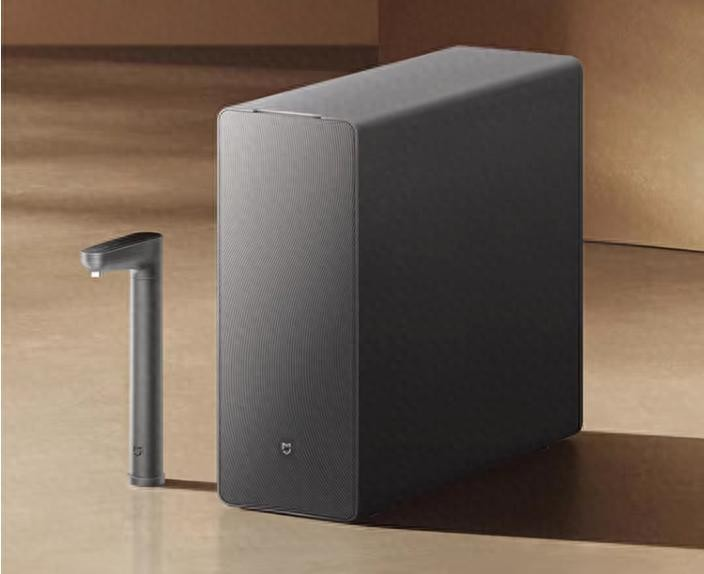 中国净水设备网——从安全到健康：净水器市场升级“富矿”功能，迈向全屋生态