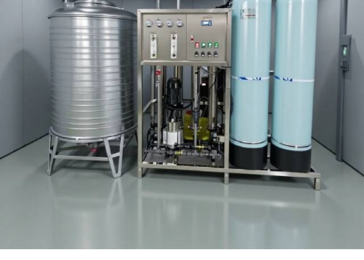 济南尊龙环保有限公司是济南一家专业生产纯净水设备，矿泉水设备,软化水设备,反渗透设备,去离子水设备,净化水设备,过滤水设备,混床,臭氧发生器及自动灌装设备及安装调试的专业企业。另外供给各种水处理材料,配件(反渗透膜,超滤膜,高压泵,滤芯,活性炭,树脂,阻垢剂,过滤器,矿化液等)。公司汇集了一批长期从事水处理技术研究，工程应用，实践丰富的技术人才。本公司积极进取，勇于创新，善于吸取国内外先进技术。本公司产品广泛使用于电子，冶金，化工，食品等行业。↵工业超纯水净化：原水→石英砂过滤器→活性炭过滤器→加药装置→精密过滤器→一级反渗透设备→中间水箱→二级反渗透设备→纯水箱→EDI电除盐设备→超纯水。
www.jinanzunlong.com
　　